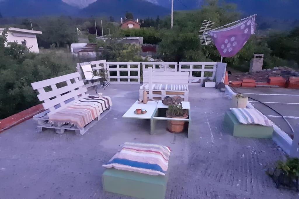 Το Σπίτι Της Ελένης Apartment Vlachia ภายนอก รูปภาพ